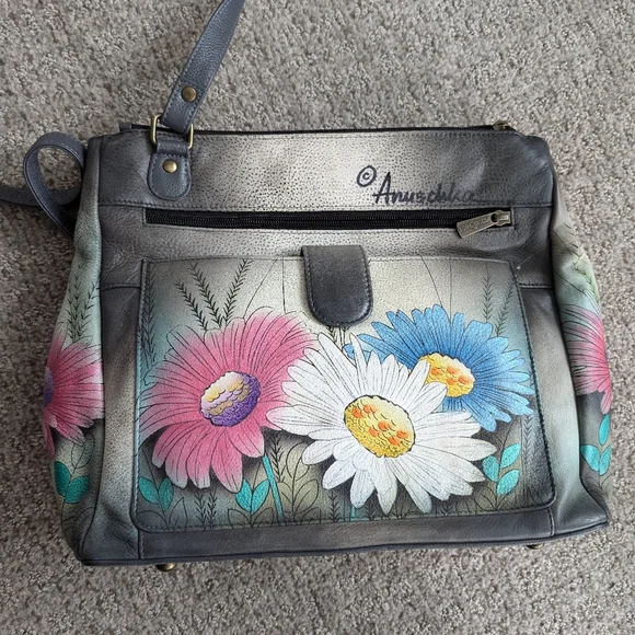 Anuschka 4 piece set floral hand painted bags - Picture 5 of 14